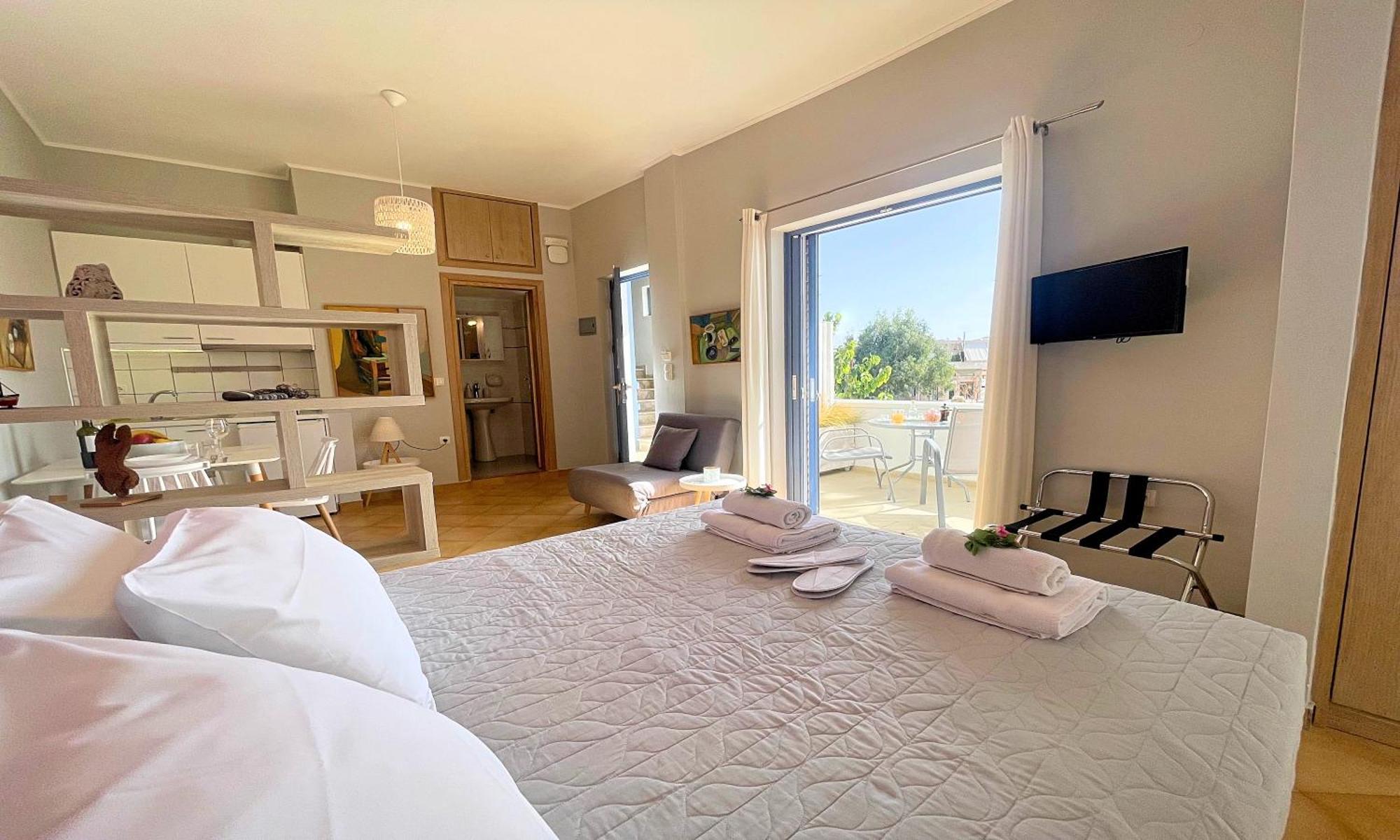 Art Apartment Палиохора Екстериор снимка